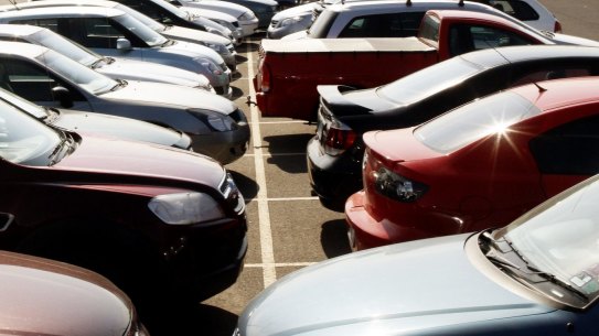 A tow truck industry hotline that was opened by the Department of Transport and Main Roads last week received 267 calls by 5pm on Friday.