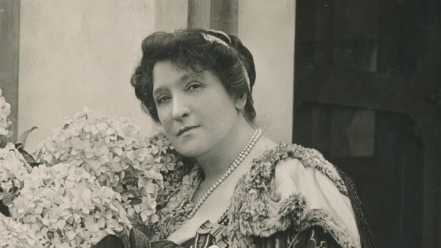 Dame Nellie Melba at Coombe Cottage. 