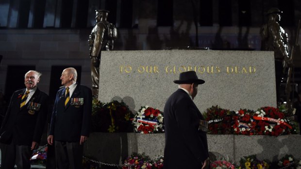 Thousands turned out for Sydney's dawn service.