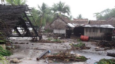 Cyclone Pam has caused major damage to homes and buildings in Kirabati, Vanuatu.