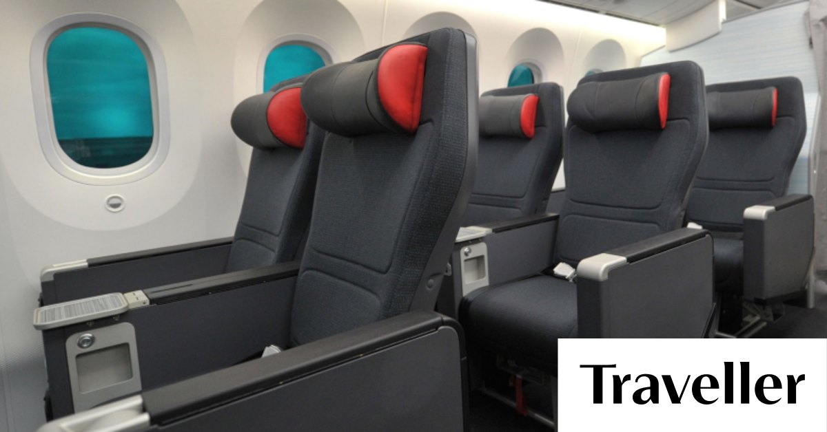 Airline review Air Canada Boeing 777, premium economy, Sydney to Vancouver