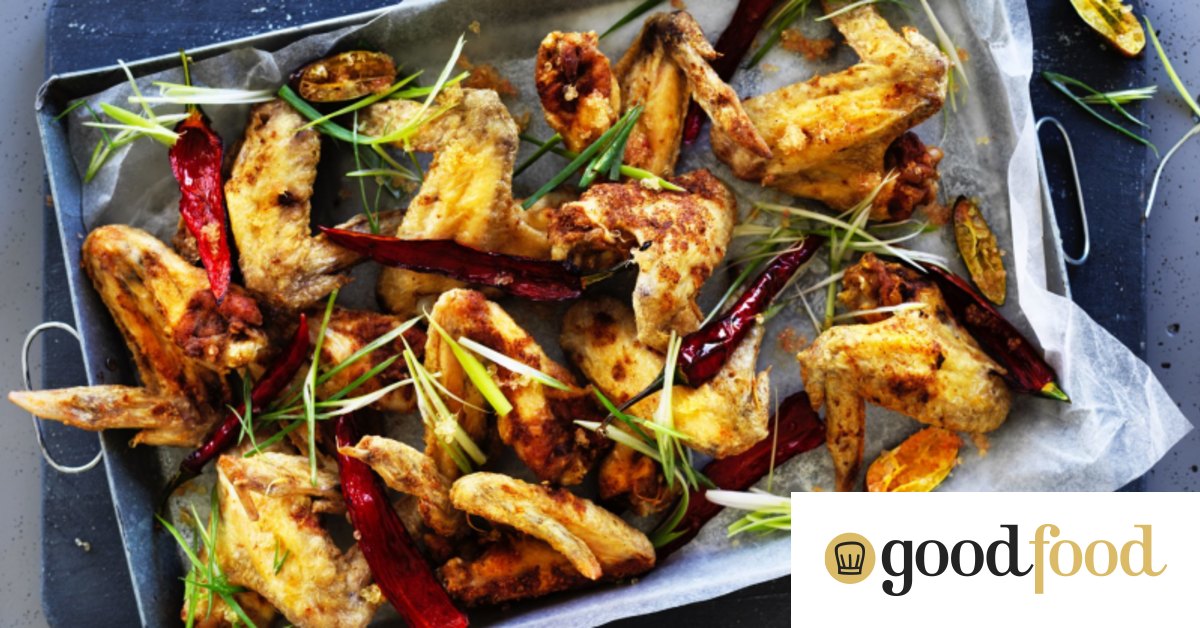 Deep-fried chicken wings with chilli, salt and finger lime