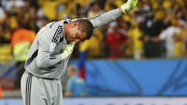 Faryd Mondragon Becomes Oldest Player At A World Cup