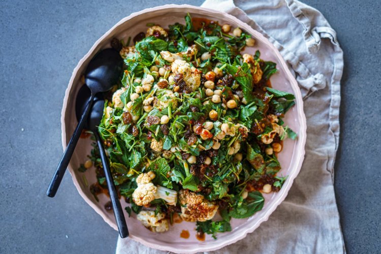 Roasted cauliflower, chickpea and herb salad with