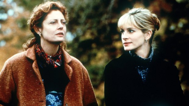 Susan Sarandon and Julia Roberts in Stepmom, the pair were rumoured to be fighting with each other. 