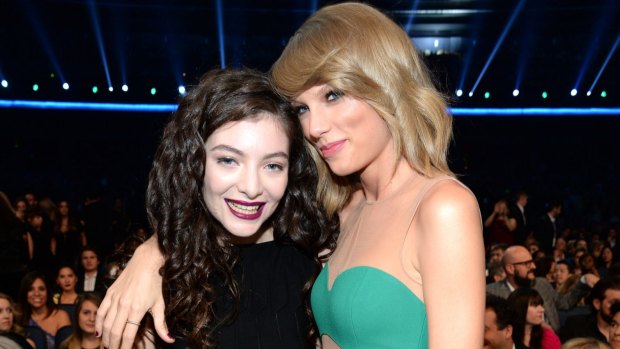 Lorde and Taylor Swift at the American Music Awards. 