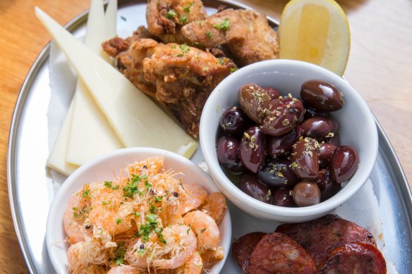 The mezze plate.