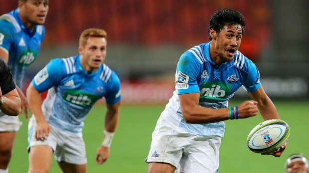Blue flyer: Melani Nanai on the attack against the Kings.