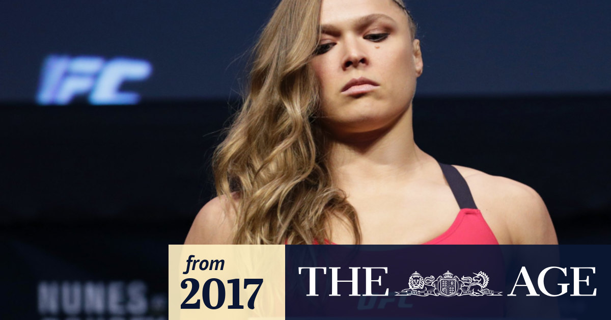 Ronda Rousey gets engaged to UFC star Travis Browne while ...