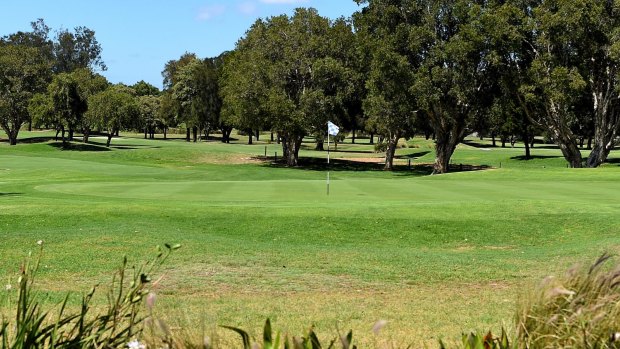 The Kogarah Golf Club has launched a bid to relocate to the other side of the M5 motorway, as part of $100 million redevelopment of the Cook Cove precinct. 