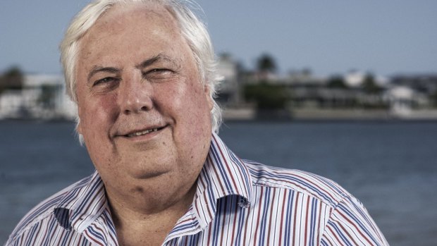 Clive Palmer has reassured workers at his nickel refinery that they will be paid their entitlements. 