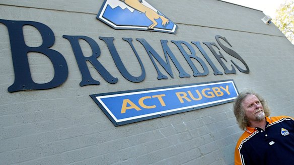 Former ACT Brumbies coach Laurie Fisher in 2004.