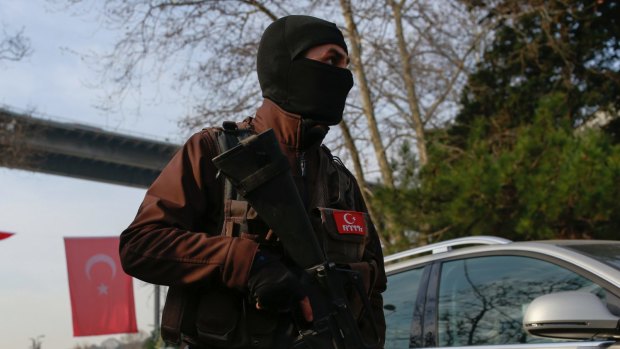 Turkish police have detained 20 Islamic State members.