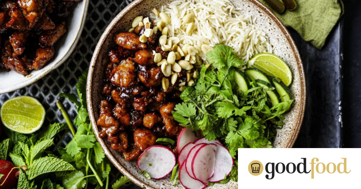 Sticky pork sausage rice bowls