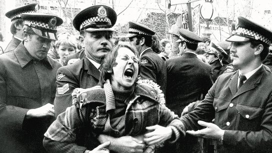The scene outside the Central Court of Petty Sessions in Sydney where gay and lesbians demonstrated in 1978.