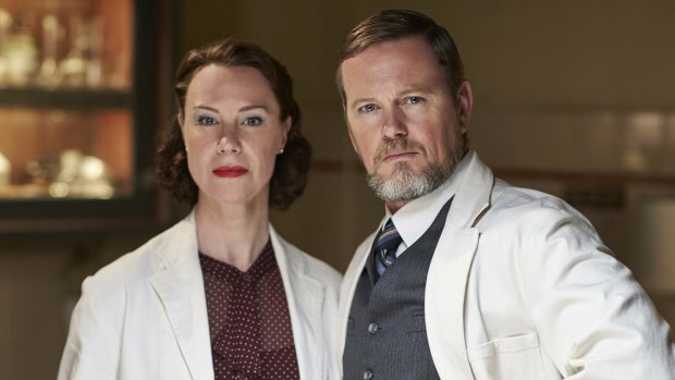 Dr Alice Harvey (Belinda McClory) and Dr Lucien Blake (Craig McLachlan) in <i>The Doctor Blake Mysteries.</i>