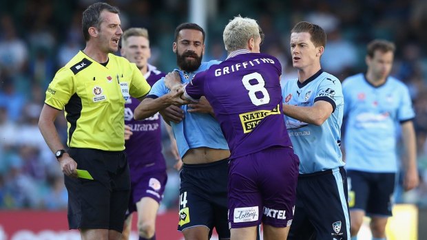 Flashpoint: Rostyn Griffiths has a disagreement with Brandon ONeill and Brosque.