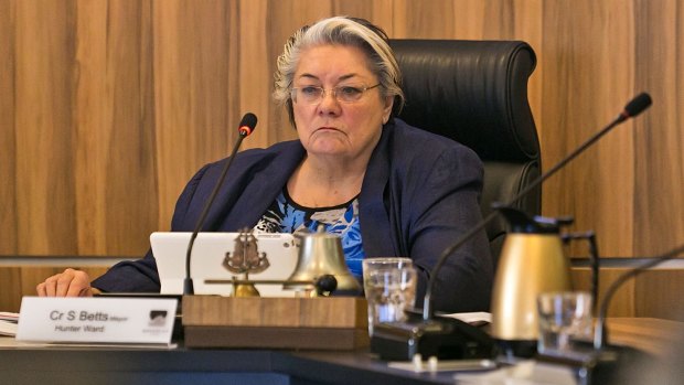 Liberal Sally Betts is almost certain to lose the position as mayor of Waverley, as Labor and Greens look to broker a deal for the top job. 