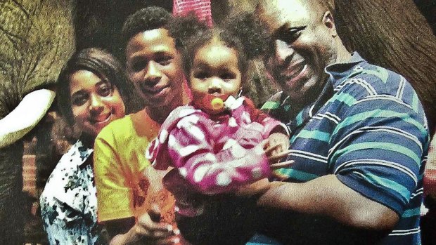 Eric Garner with his family. 