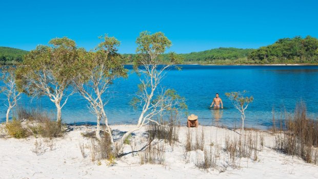 The inviting waters of Lake McKenzie, Fraser Island.