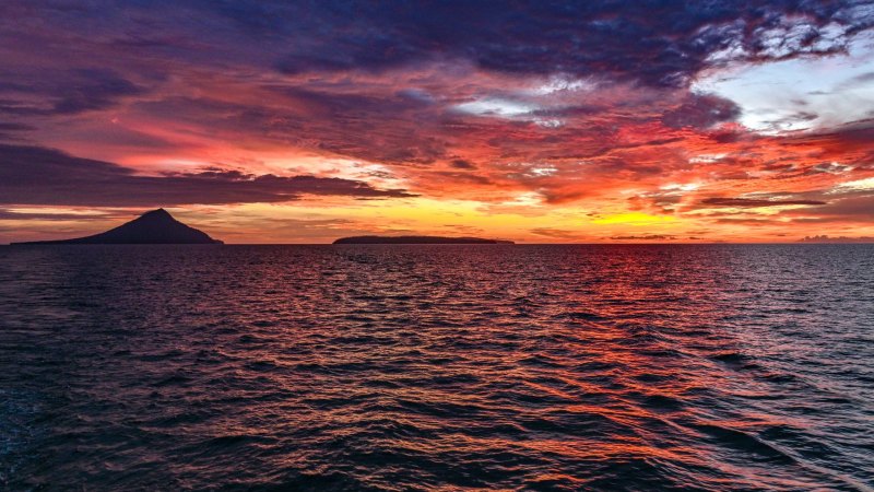 Indonesia cruise: Krakatoa - The deadliest volcano to strike the modern  world