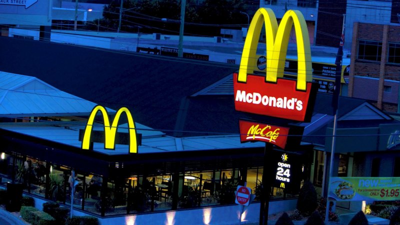 It Sucks Mcdonald S Workers Criticise New All Day Breakfast Menu