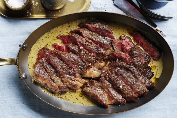Rump steak au poivre.