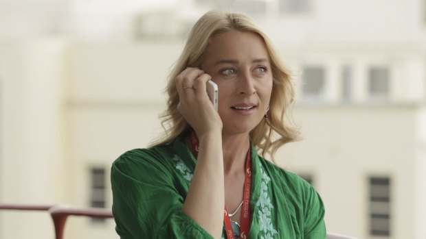 Aussie drama series Offspring, starring Asher Keddie, has moved to WIN, on channel 8 on TV remotes in regional areas. 

