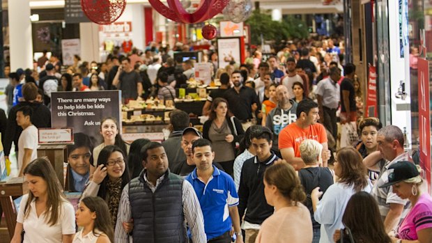 Extra late night buses for Christmas shopping in Brisbane this year.
