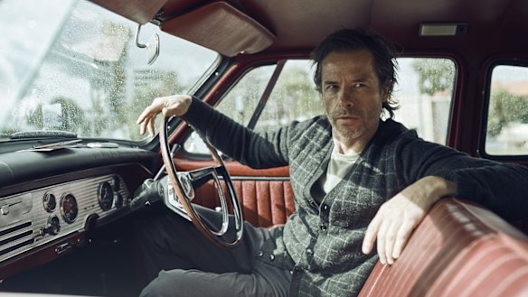 Guy Pearce plays a somewhat dishevelled Jack Irish.