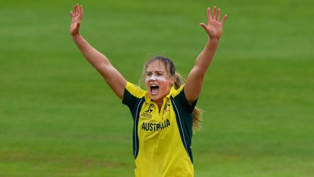 Secret weapon: Ellyse Perry is ready to pull out the short ball against Pakistan.