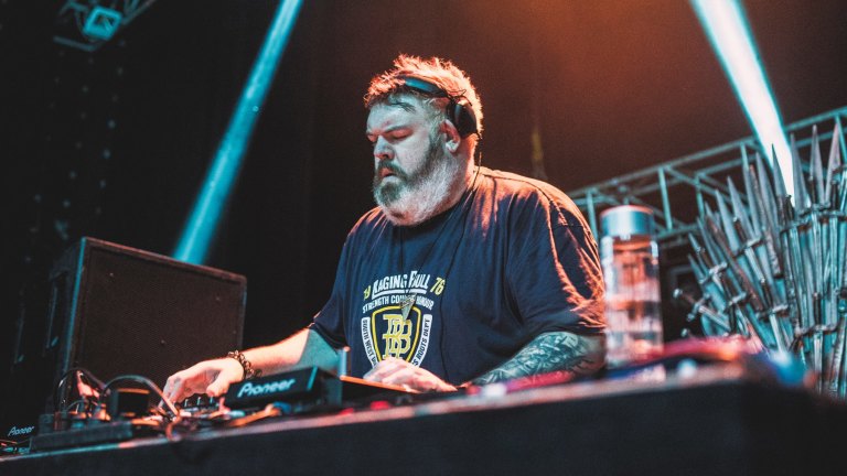 House Of Hodor Kristian Nairn A Gentle Giant On Screen Killer On The Decks