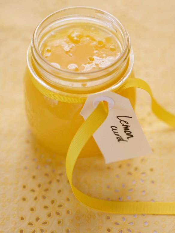 Lemon curd is also lovely with scones. Here's Stephanie Alexander's recipe <a href="https://www.goodfood.com.au/recipes/lemon-curd-20111018-29wiz"><b>(Recipe here)</b></a>.