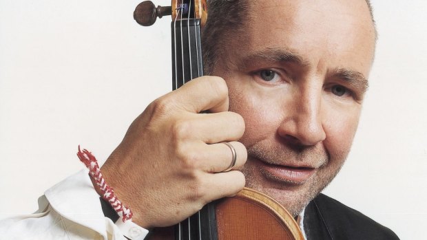 Nigel Kennedy returns to Australia for concerts in January.