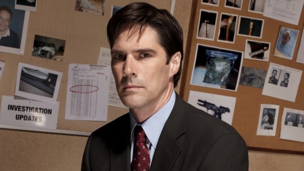 Sacked actor Thomas Gibson has signed up for a Twitter account and started trying to win the PR war.