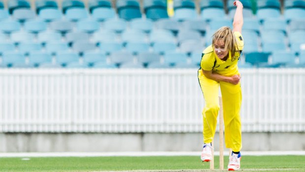 Ellyse Perry is one of the Southern Stars set to light up our summer of cricket.
