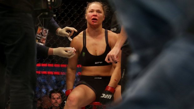 "I was just trying to shake myself out of it. I kept saying to myself, 'You're OK, keep fighting. You're OK, keep fighting": Rousey.