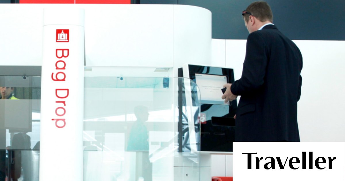 What information is on an airline bag tag?