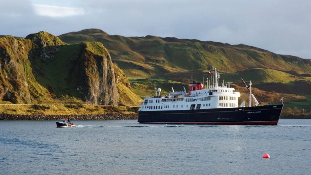 Hebridean Princess in Scotland with Cruise Express.