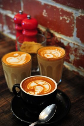 Latte art at Ona