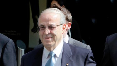 Eddie Obeid arriving at the ICAC hearing flanked by his lawyers  in 2013.