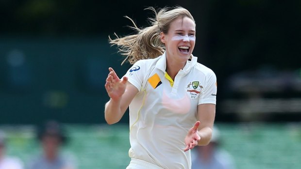 Ellyse Perry in action for Australia.