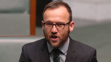 Greens deputy leader Adam Bandt says the government needs to stand up to the very wealthy and wind back unfair tax breaks.