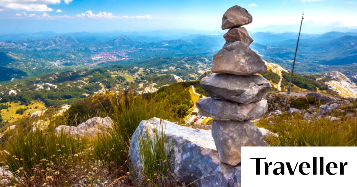 Travel quiz, February 8, 2019 What are the small piles of rocks placed