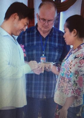 Andrew Chan at his wedding to Febyanti Herewila a day before he was executed.  