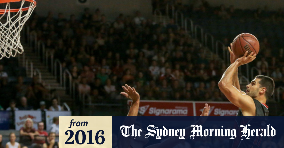 Illawarra Hawks star Kevin Lisch wins Andrew Gaze Trophy ...