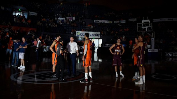 Taipans and Bullets players were left in the dark after lights went out in Cairns.