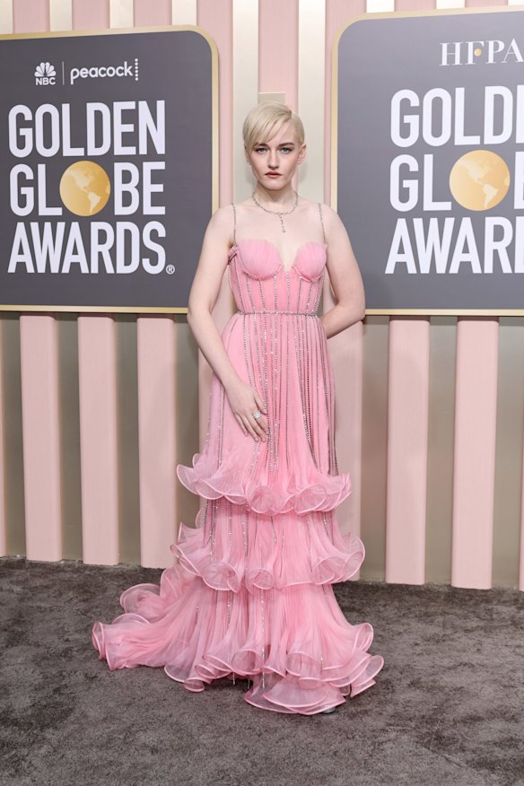 Julia Garner wears Gucci.