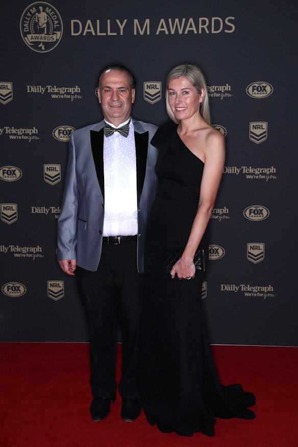 Peter V'landys and his wife Philippa V'landys.