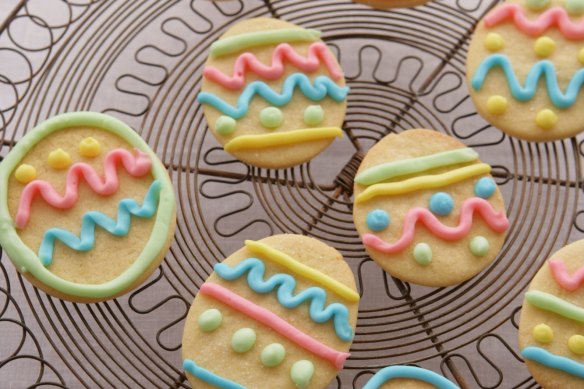 Easter egg bikkies.